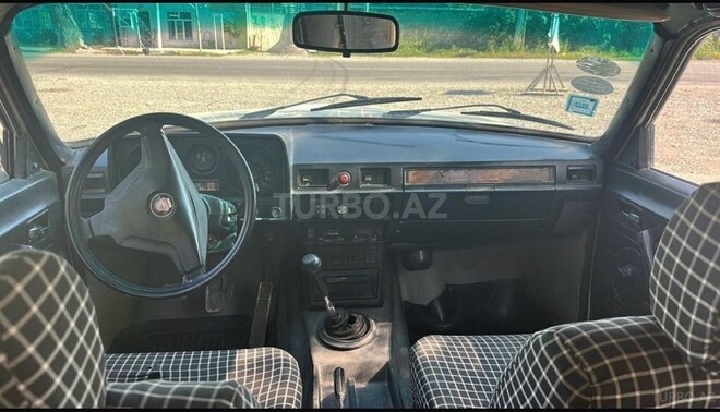 GAZ 24 1988, 250,000 km - 2.5 l - Bərdə