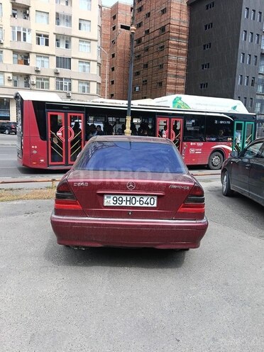 Mercedes C 240 1998, 260,000 km - 2.4 l - Bakı
