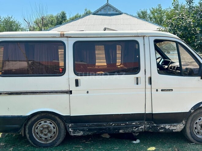 GAZ 322173 2000, 250,000 km - 2.4 л - Goranboy