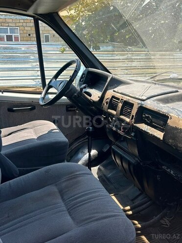 GAZ 322173 2000, 250,000 km - 2.4 л - Goranboy