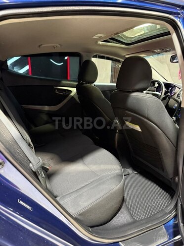 Hyundai Elantra 2015, 214,579 km - 1.8 l - Sumqayıt