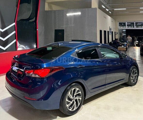 Hyundai Elantra 2015, 214,579 km - 1.8 l - Sumqayıt