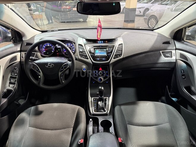 Hyundai Elantra 2015, 214,579 km - 1.8 l - Sumqayıt