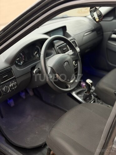 LADA (VAZ) Priora 2015, 220,000 km - 1.6 l - Gəncə
