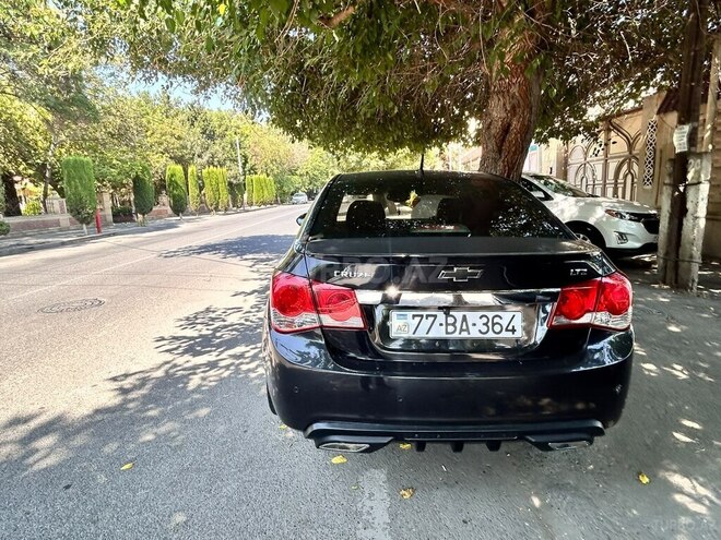 Chevrolet Cruze 2011, 292,000 km - 1.4 l - Ağcabədi
