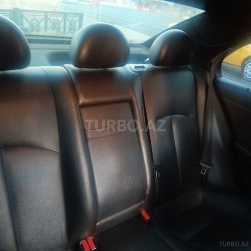 Mercedes E 220 2006, 386,000 km - 2.2 l - Bakı