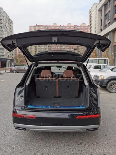 Audi Q7 2017, 150,000 km - 2.0 l - Bakı