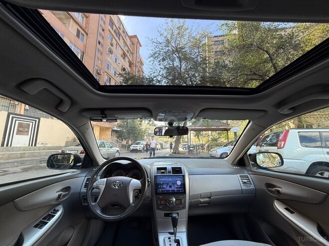 Toyota Corolla 2010, 168,400 km - 1.8 l - Bakı