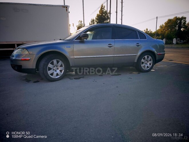 Volkswagen Passat 2004, 389,522 km - 1.8 l - Ağdaş