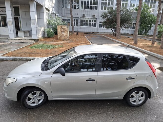 Hyundai i30 2007, 319,000 km - 1.4 л - Bakı