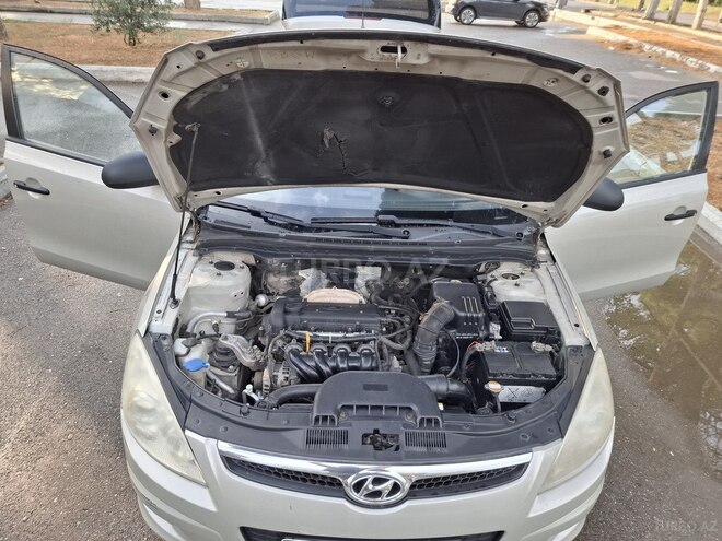 Hyundai i30 2007, 319,000 km - 1.4 л - Bakı
