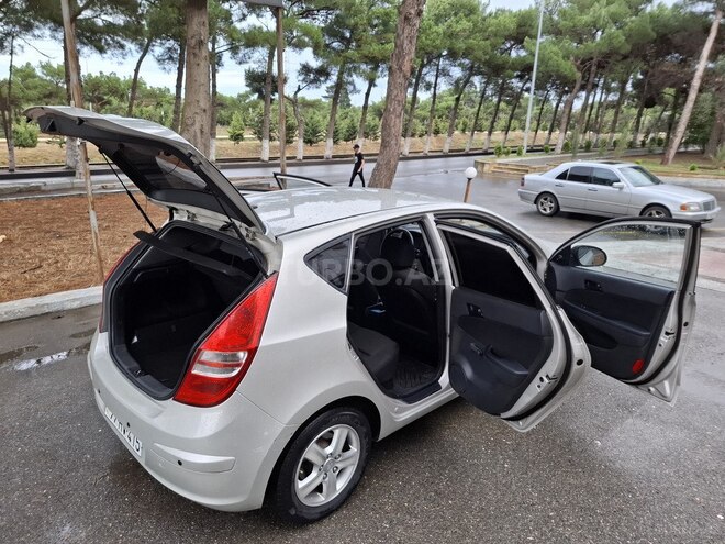 Hyundai i30 2007, 319,000 km - 1.4 л - Bakı