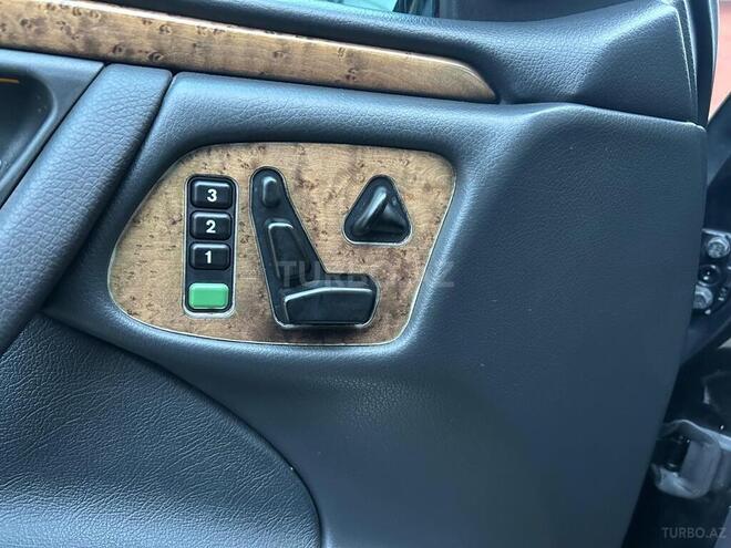 Mercedes E 320 2000, 295,000 km - 3.2 л - Bakı