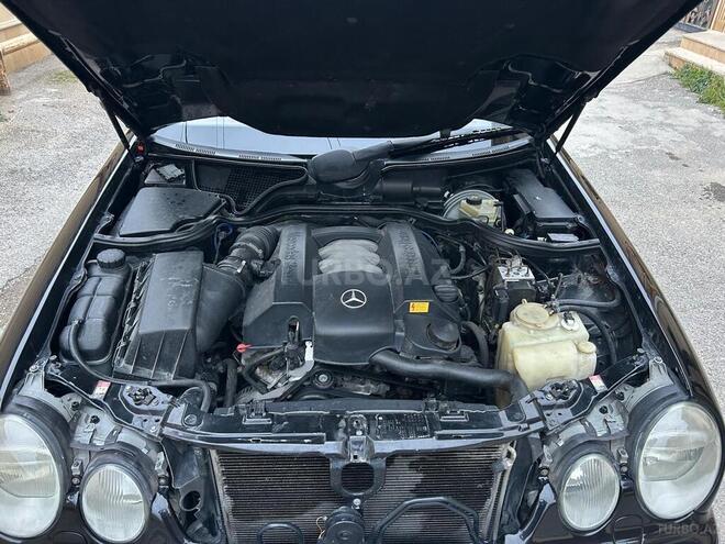 Mercedes E 320 2000, 295,000 km - 3.2 л - Bakı