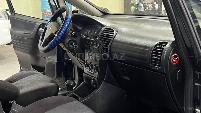 Opel Zafira 2002, 245,000 km - 1.8 l - Sumqayıt