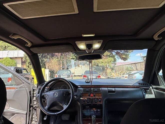 Mercedes E 200 1999, 436,000 km - 2.0 l - Gəncə