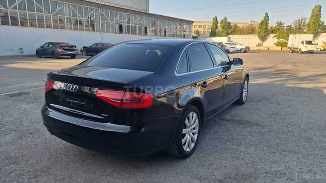 Audi A4 2014, 240,000 km - 1.8 л - Bakı