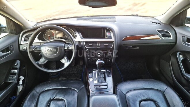 Audi A4 2014, 240,000 km - 1.8 л - Bakı