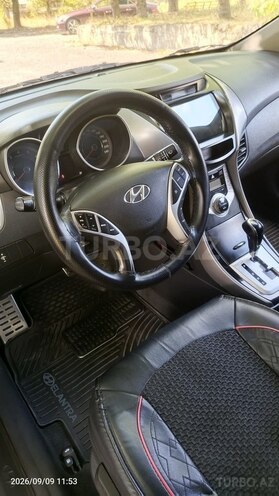 Hyundai Elantra 2011, 167,000 km - 1.8 л - Şəki