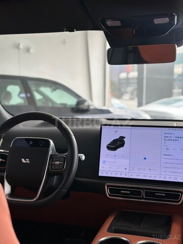 Li Auto L9 2025, 0 km - 1.5 l - Bakı