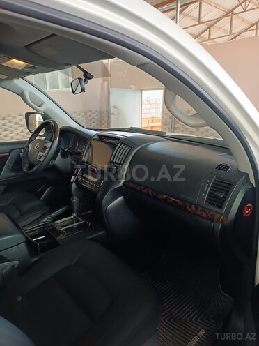Toyota Land Cruiser 2010, 150,000 km - 4.0 л - Yevlax
