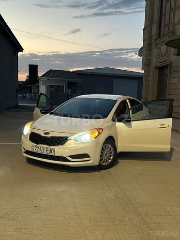 Kia Forte 2015, 262,645 km - 1.8 л - Salyan