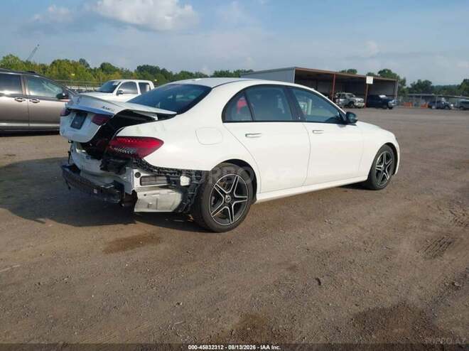 Mercedes E 350 4MATIC 2021, 114,091 km - 2.0 l - Bakı