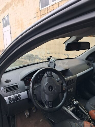 Opel Astra 2006, 280,127 km - 1.3 l - Bakı