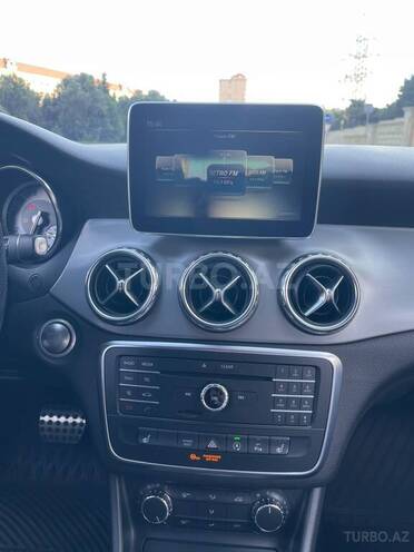 Mercedes GLA 200 2015, 118,500 km - 1.6 l - Bakı