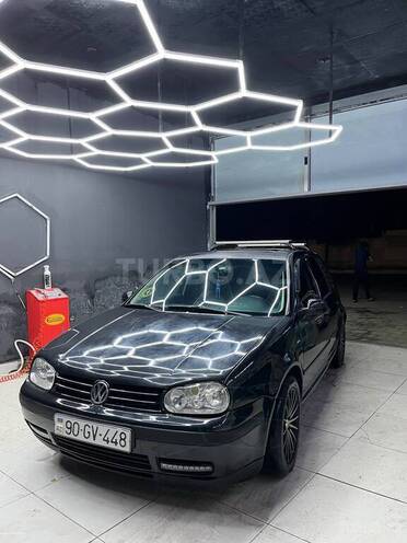 Volkswagen Golf 2000, 285,922 km - 1.6 l - Cəlilabad