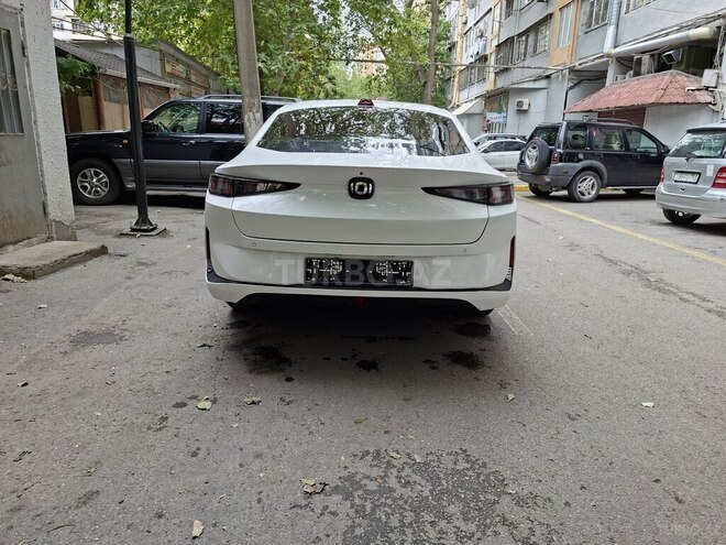Changan Qiyuan A05 2024, 40,000 km - 1.5 l - Bakı