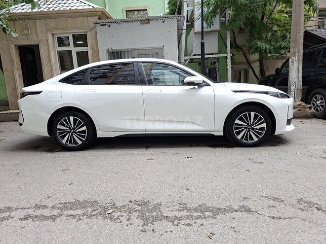 Changan Qiyuan A05 2024, 40,000 km - 1.5 l - Bakı