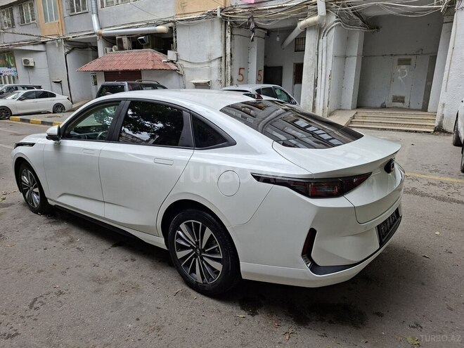 Changan Qiyuan A05 2024, 40,000 km - 1.5 l - Bakı