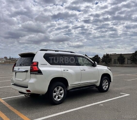 Toyota Land Cruiser Prado 2011, 180,000 km - 2.7 l - Bakı