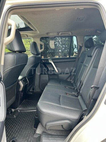 Toyota Land Cruiser Prado 2011, 180,000 km - 2.7 l - Bakı