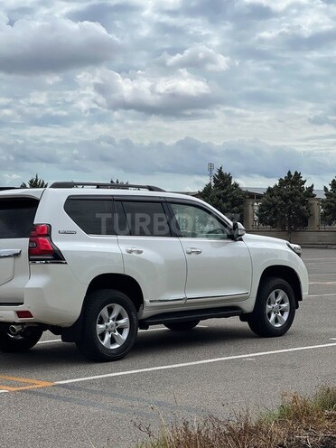 Toyota Land Cruiser Prado 2011, 180,000 km - 2.7 l - Bakı