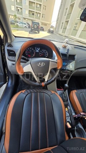 Hyundai Accent 2014, 199,559 km - 1.6 l - Bakı