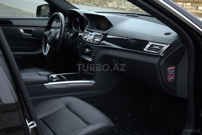 Mercedes E 250 2015, 268,000 km - 2.0 l - Astara