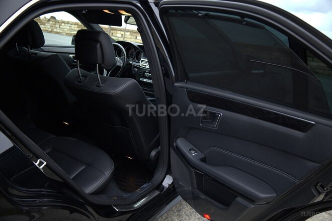 Mercedes E 250 2015, 268,000 km - 2.0 l - Astara