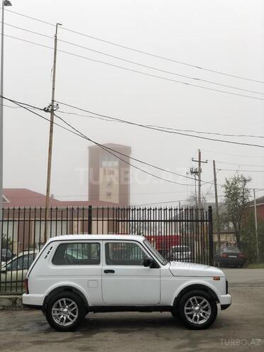 LADA (VAZ) Niva 2007, 450,000 km - 1.7 l - Qusar