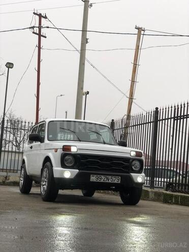 LADA (VAZ) Niva 2007, 450,000 km - 1.7 l - Qusar