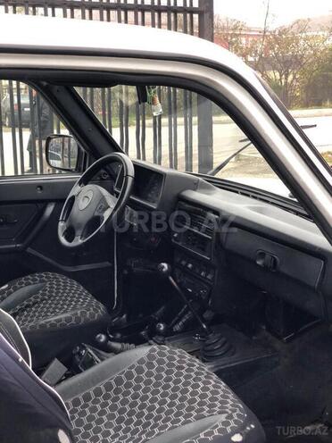 LADA (VAZ) Niva 2007, 450,000 km - 1.7 l - Qusar