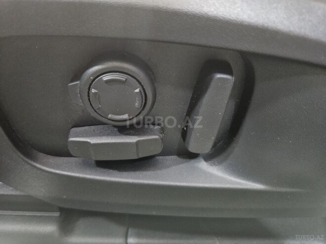 Land Rover Defender 2026, 0 km - 3.0 л - Bakı