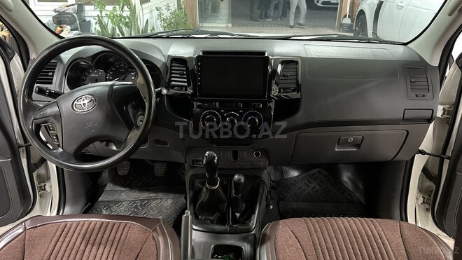Toyota Hilux 2012, 265,000 km - 2.5 л - Sumqayıt