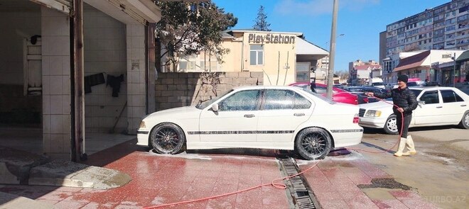 BMW 328 1993, 487,000 km - 2.8 l - Bakı