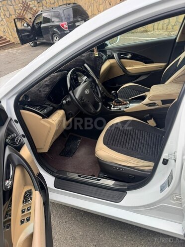 Hyundai Grandeur 2011, 220,340 km - 3.0 л - 