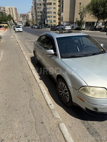 Volkswagen Passat 2001, 452,452 km - 1.8 л - Bakı