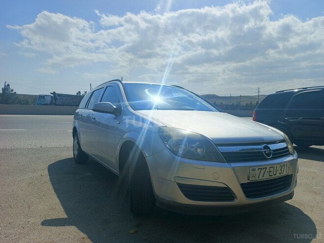 Opel Astra 2005, 307,000 km - 1.3 l - Şəki
