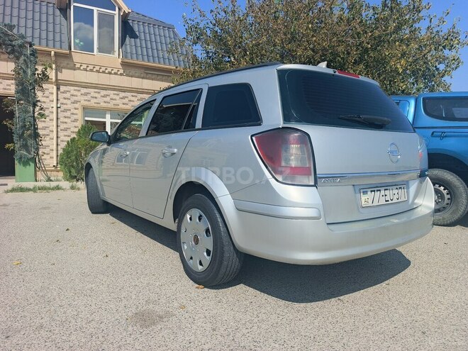 Opel Astra 2005, 307,000 km - 1.3 l - Şəki