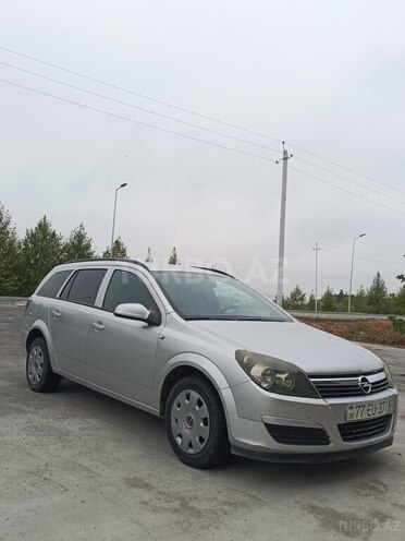 Opel Astra 2005, 307,000 km - 1.3 l - Şəki